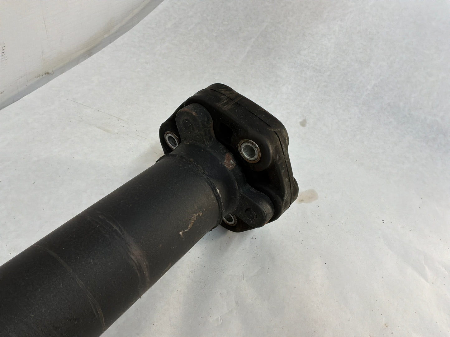 2016 Cadillac ATS-V Coupe Drive Shaft Driveshaft Assembly OEM