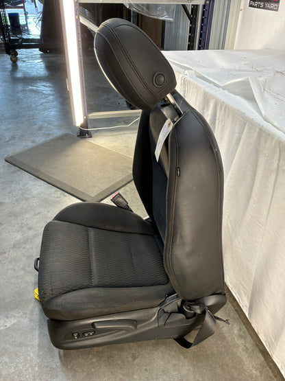 Lh front seat - Day's Parts Yard