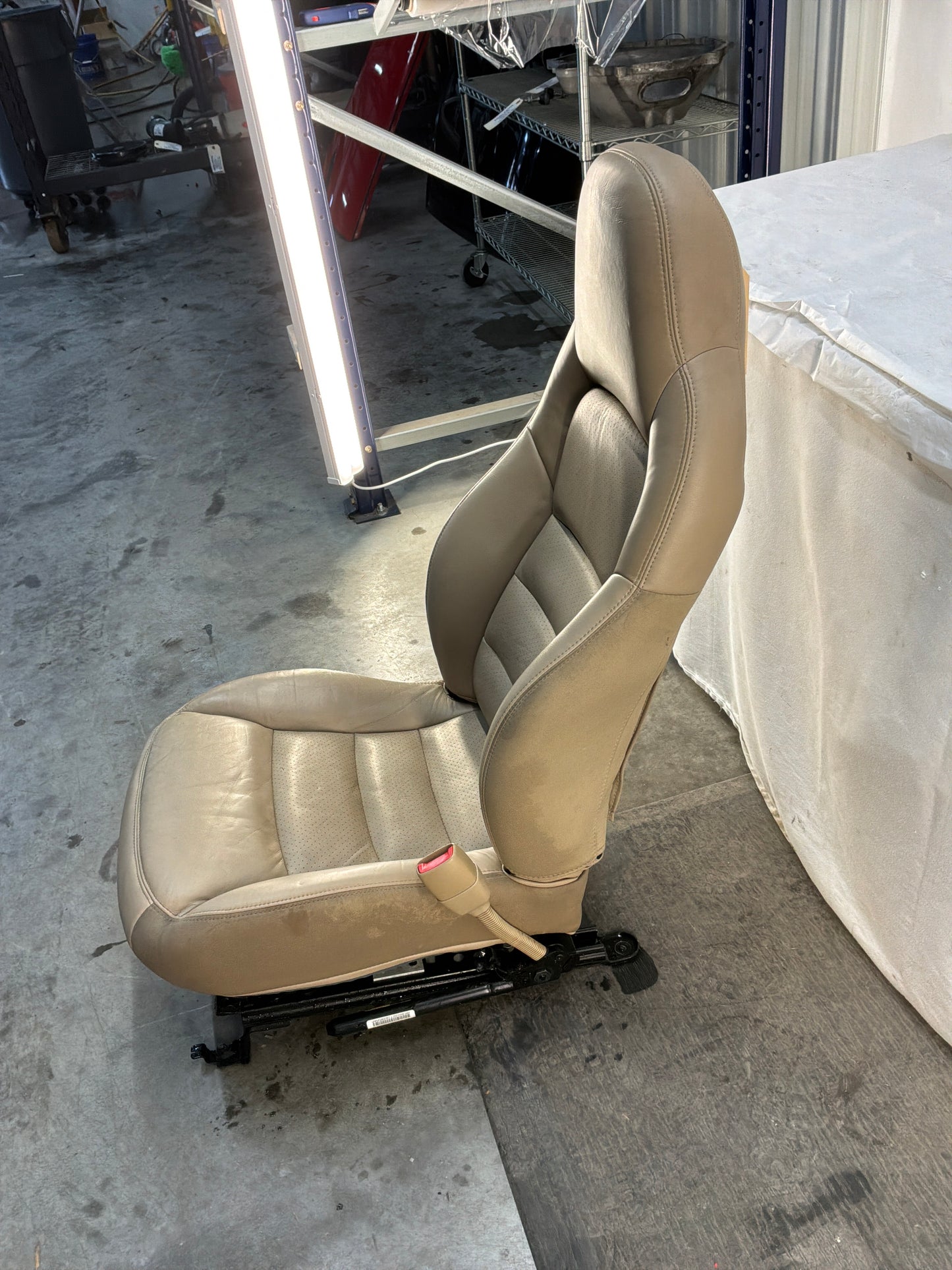 Seats - Day's Parts Yard