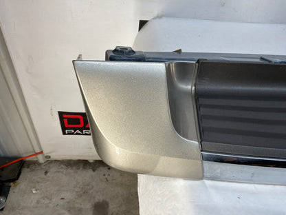 2002 Cadillac Escalade EXT LH Driver Running Board OEM