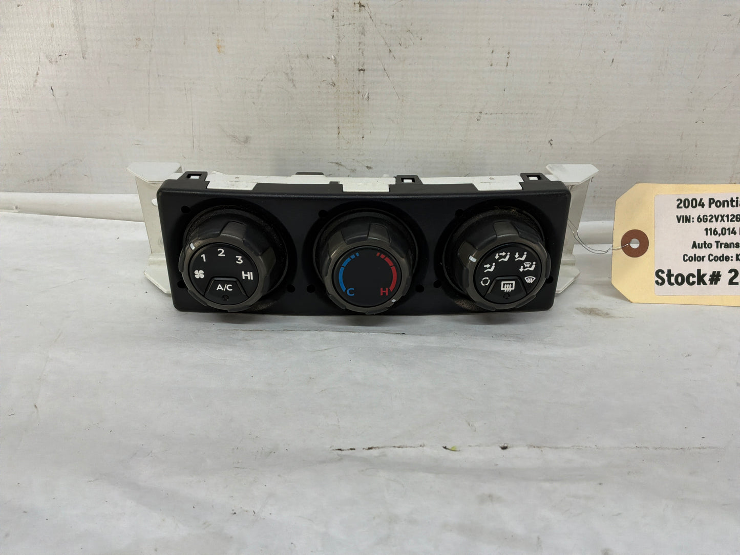2004 Pontiac GTO HVAC Dash Climate Control Unit Panel Switch Button OEM
