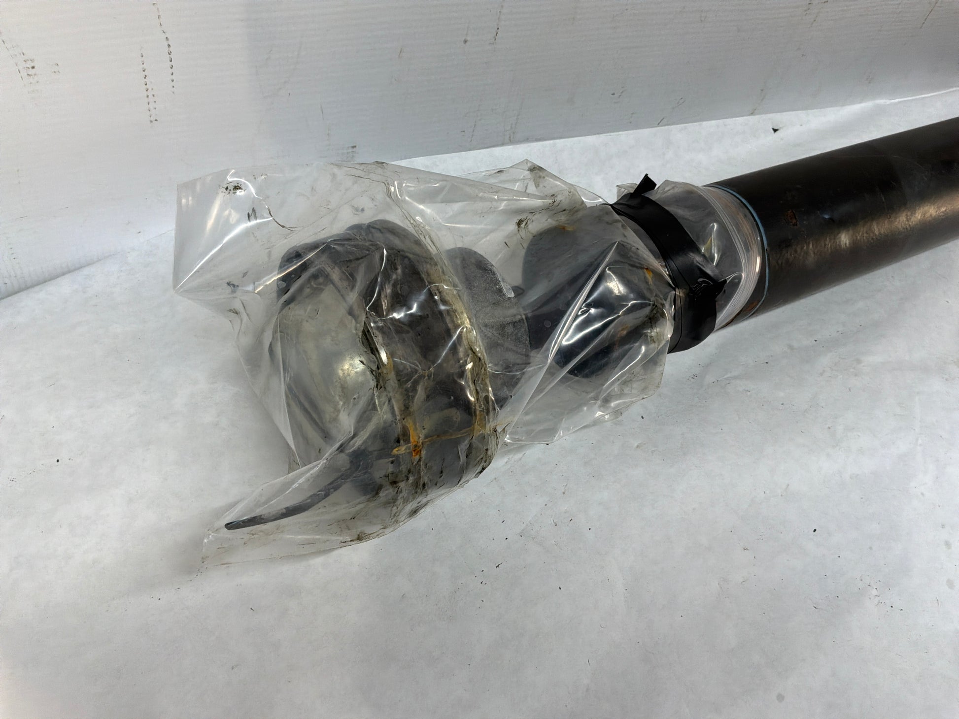 Driveshaft - Day's Parts Yard