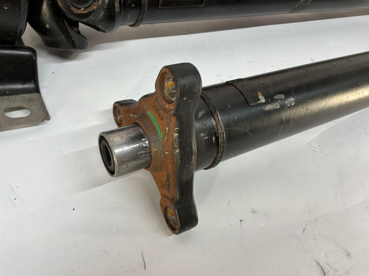 2021 Camaro SS Driveshaft Drive Shaft Line Propeller Prop OEM
