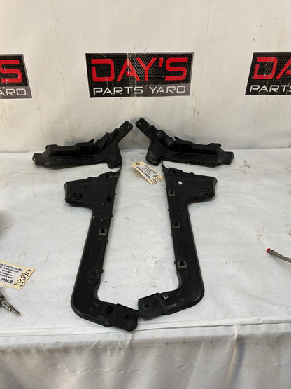 2016 Chevy Caprice PPV RH & LH Rear Bumper Guide Brackets Mounts Supports OEM