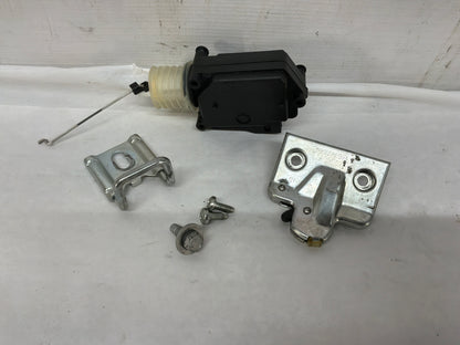 2004 Pontiac GTO Trunk Deck Lid Latch Striker Lock Actuator Linkage OEM