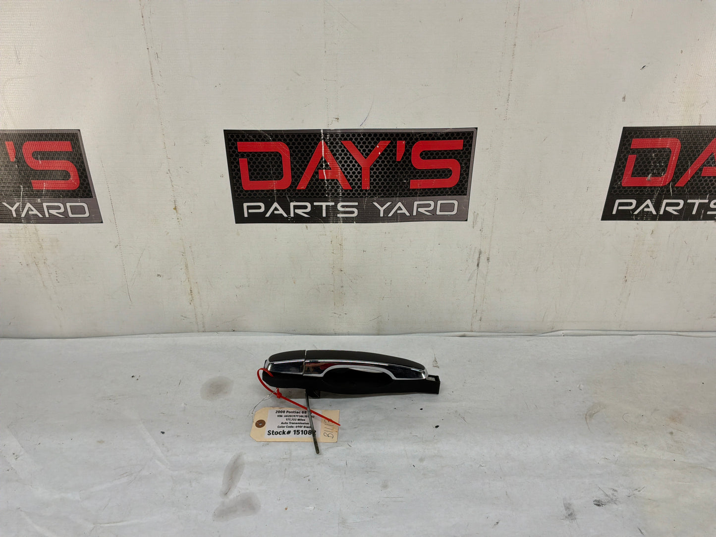 2008 Pontiac G8 GT RH Passenger Rear Exterior Door Handles Black and Chrome OEM