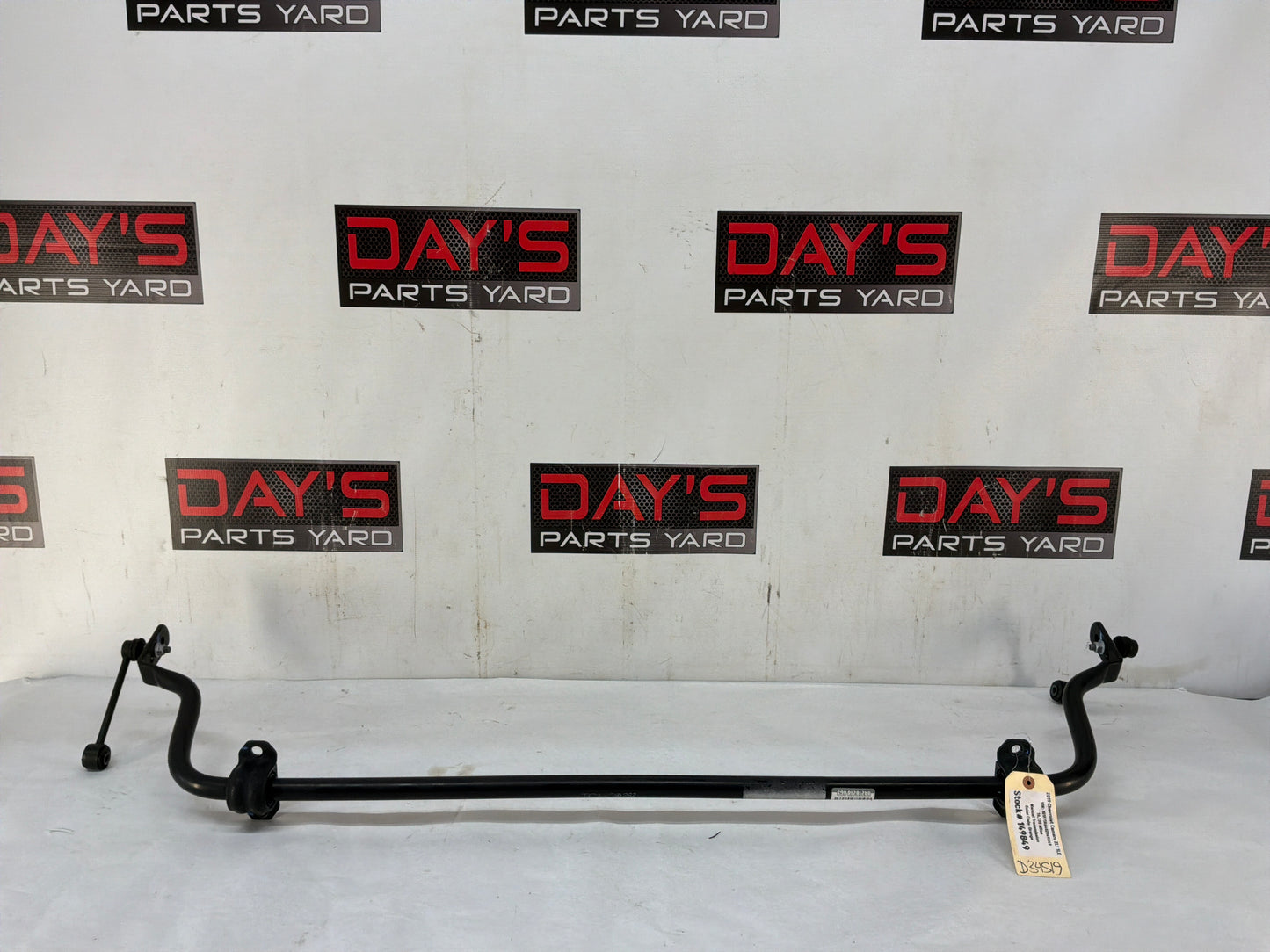 Sway bar - Day's Parts Yard