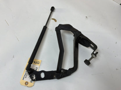 2002 Chevy C5 Corvette Corvette RH & LH Hood Hinges w/ Hood Struts OEM