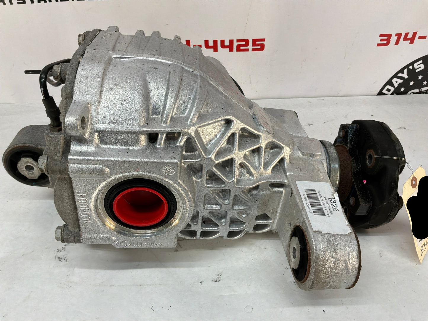 2010 Chevy Camaro SS 3.27 LSD Rear End Axle Differential Carrier OEM