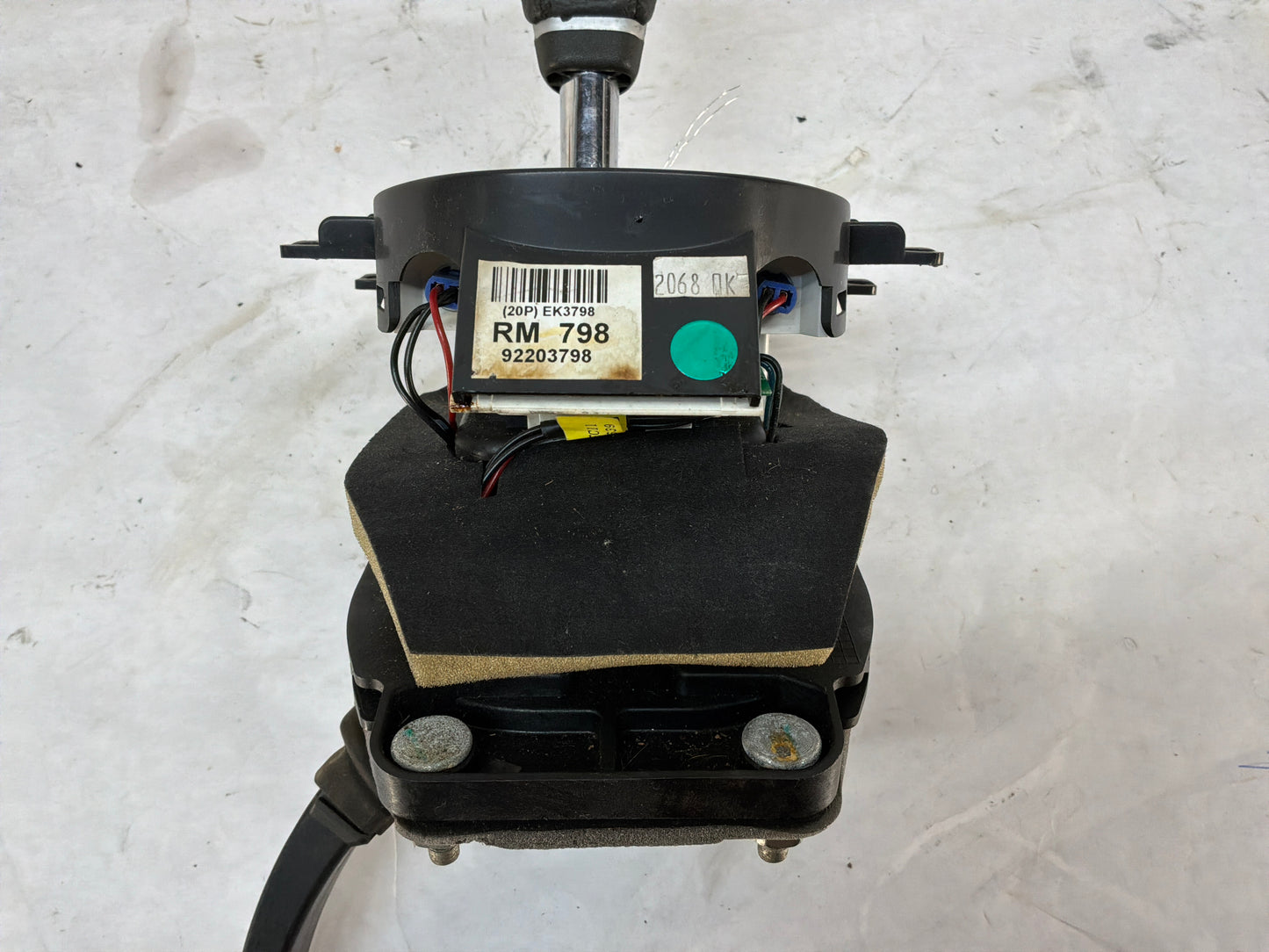 2008 Pontiac G8 GT Automatic Transmission Gear Selector Shifter Assembly OEM