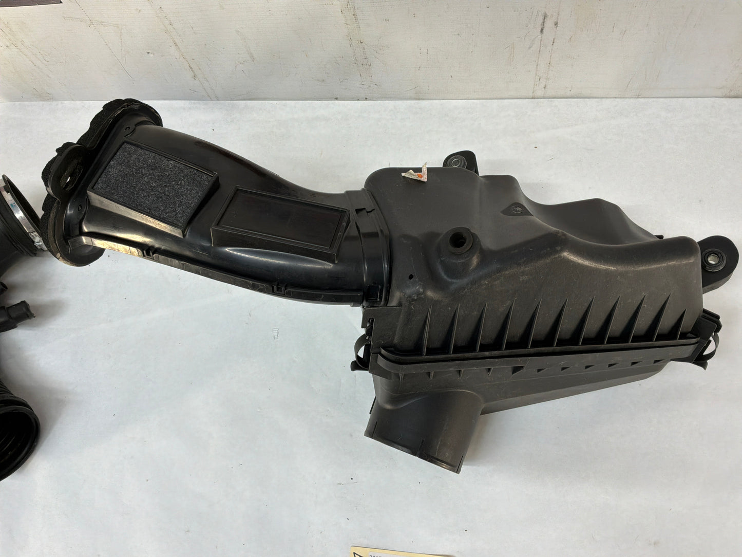 2017 Chevy SS Sedan Factory OEM Air Intake Box Assembly