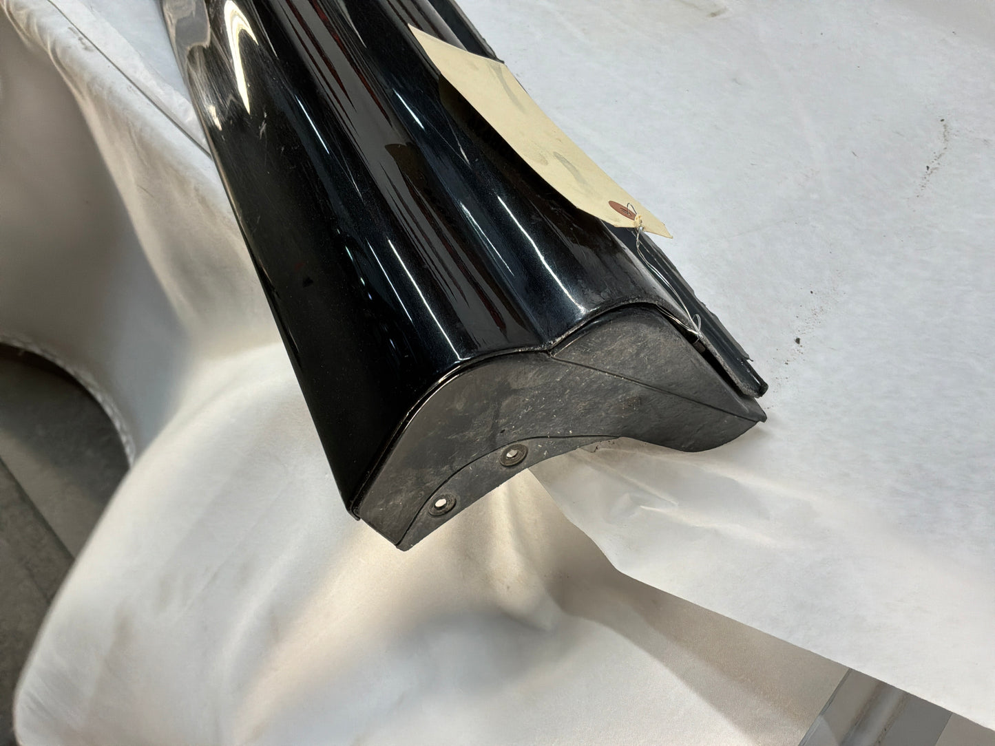2004 Pontiac GTO RH Passenger Rocker Molding Side Skirt Panel Trim Black OEM