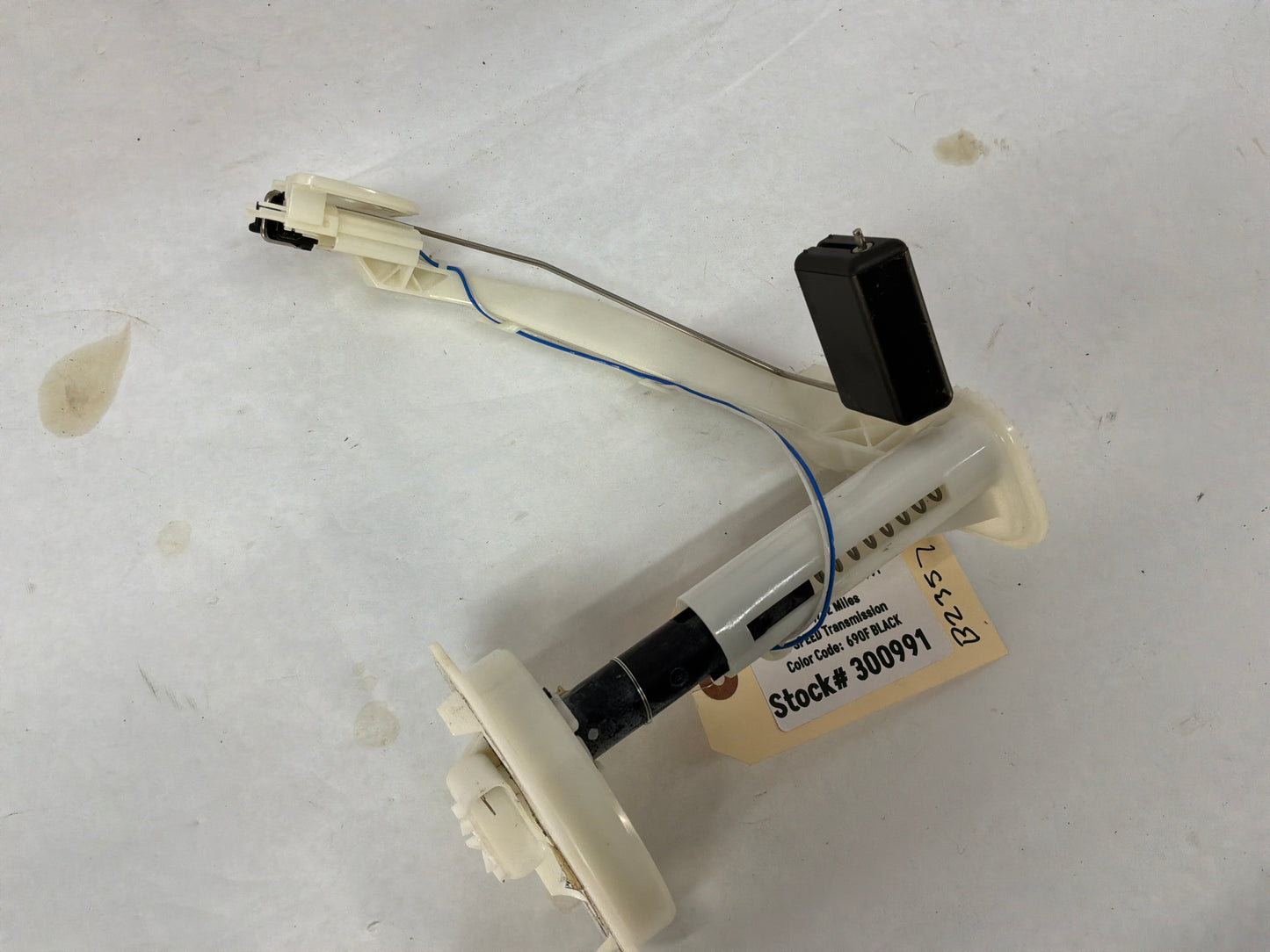2017 Chevy SS Sedan Fuel Pump & Lever Sending Unit Assembly OEM