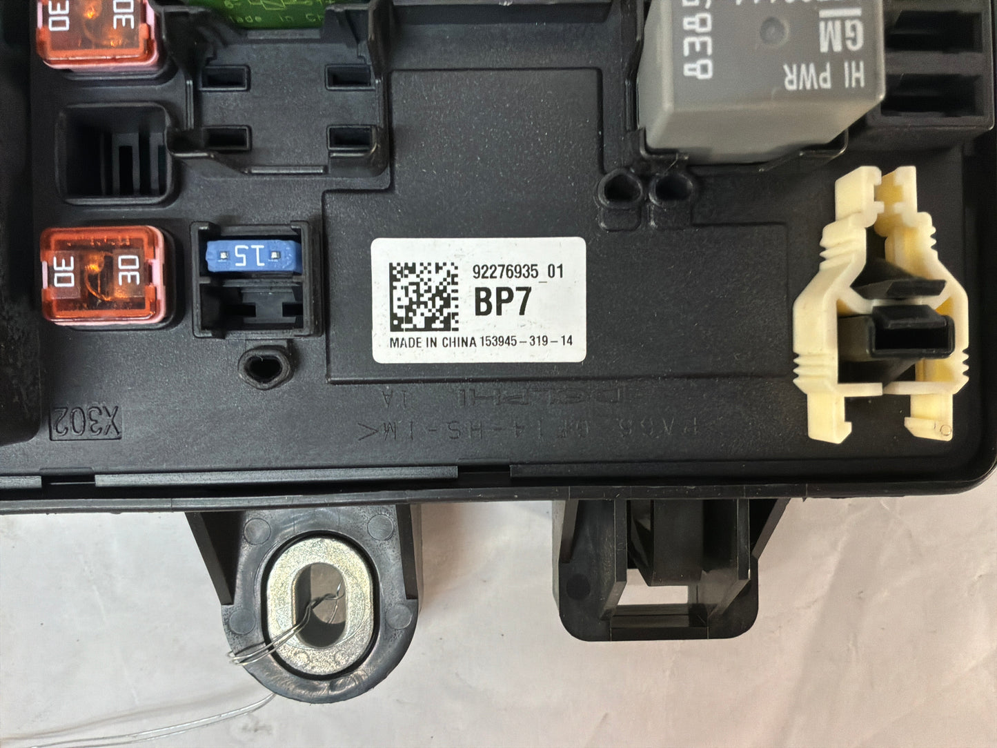2015 Chevy SS Sedan Rear Trunk Fuse Relay Body Harness Junction Box Block Panel OEM
