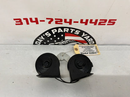 2007 C6 Corvette Convertible High & Low Electric Horn OEM