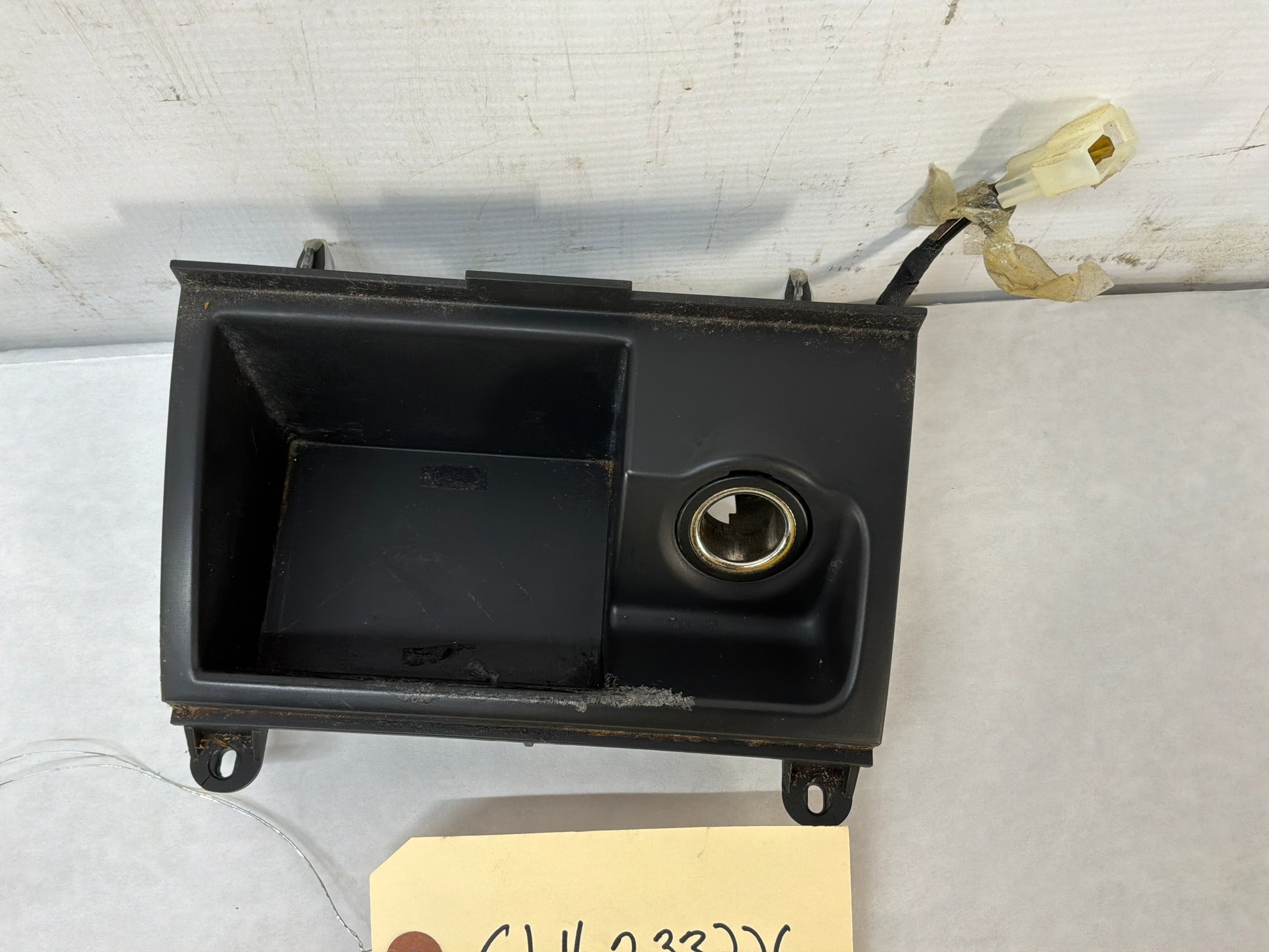 2009 Pontiac G8 Lower Radio Center Console Storage Cubby Compartment Assembly OEM - Day's Parts Yard