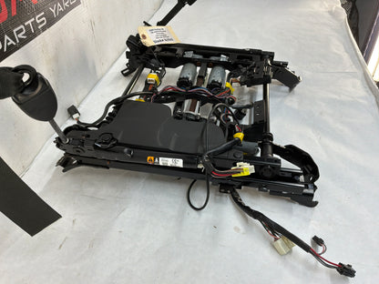 Rh front seat track - Day's Parts Yard