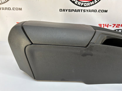 2015 Chevy Camaro SS 1LE Complete Center Console Arm Rest OEM