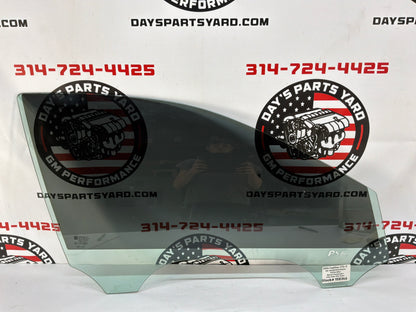 2006 Cadillac CTS-V RH Passenger Front Door Window OEM