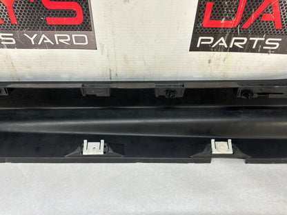 2008 Pontiac G8 GT RH Passenger Rocker Molding Side Skirt Panel Trim Black OEM