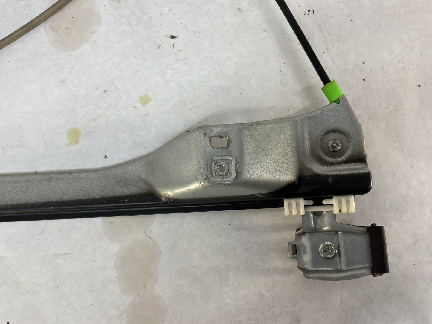2008 Pontiac G8 GT Front RH Passenger Door Window Regulator Motor OEM