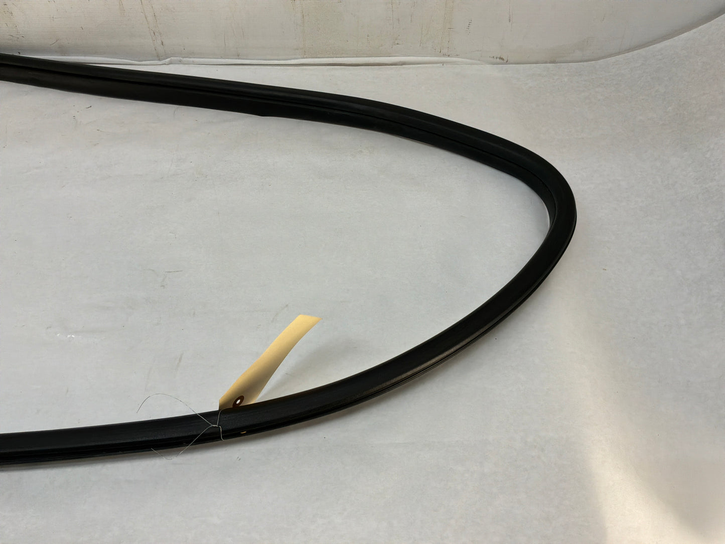 2015 Chevy SS Sedan LH Driver Front Door Weather Strip Rubber Seal OEM