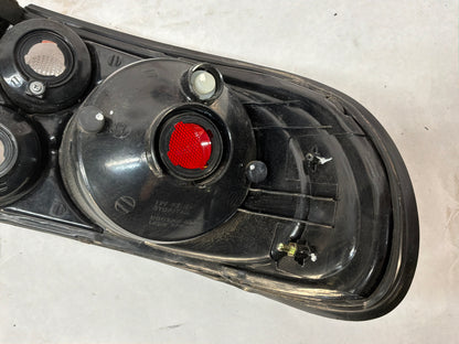 2005 Pontiac GTO LH Driver Tail Light Taillight Lamp OEM