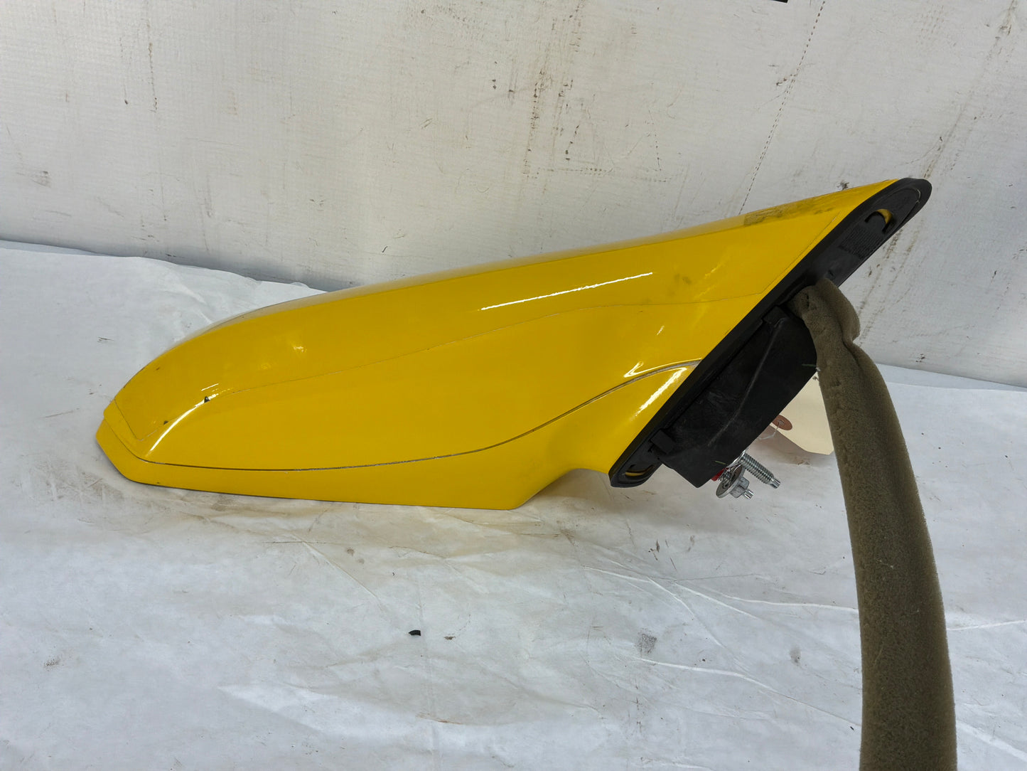 Rh side mirror - Day's Parts Yard