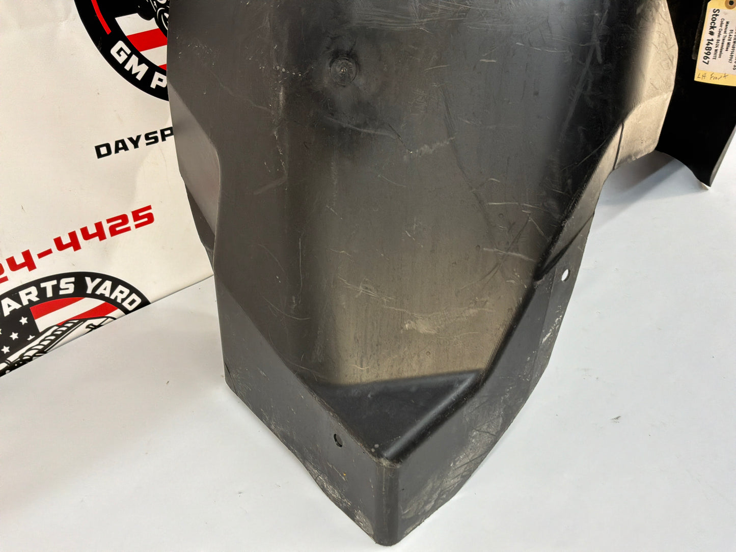 2011 Chevy Camaro SS LH Driver Front Fender Wheel House Well Liner OEM