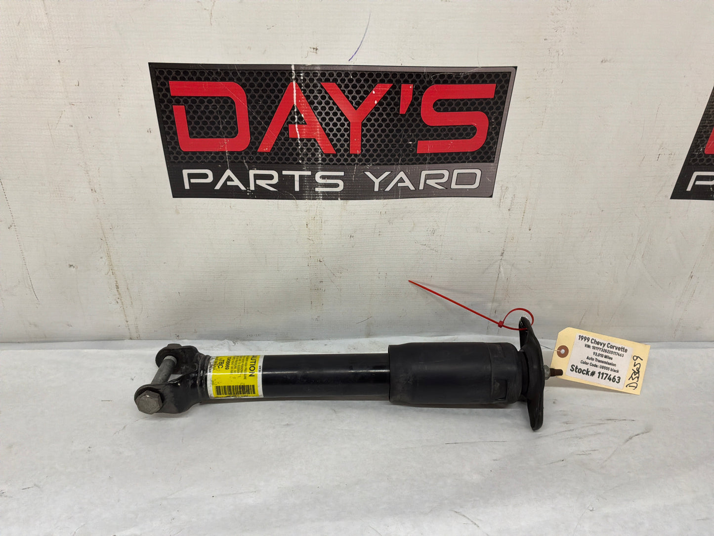 Rh rear shock - Day's Parts Yard