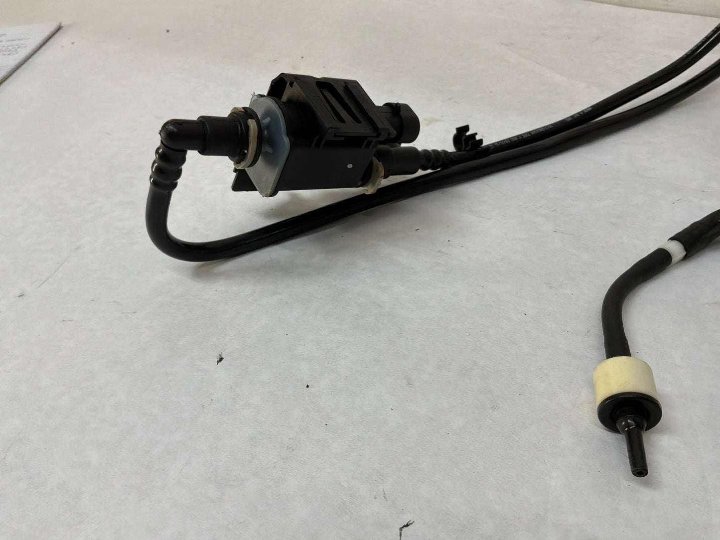 2006 Pontiac GTO Intake Manifold EVAP PCV Purge Valve Brake Booster Vacuum Hose Line OEM