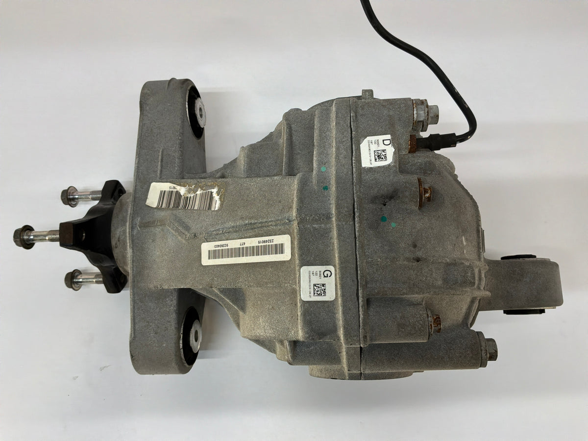 2014 Chevy SS Sedan Rear End Axle Carrier Rearend Diff Differential 3.27 LSD OEM