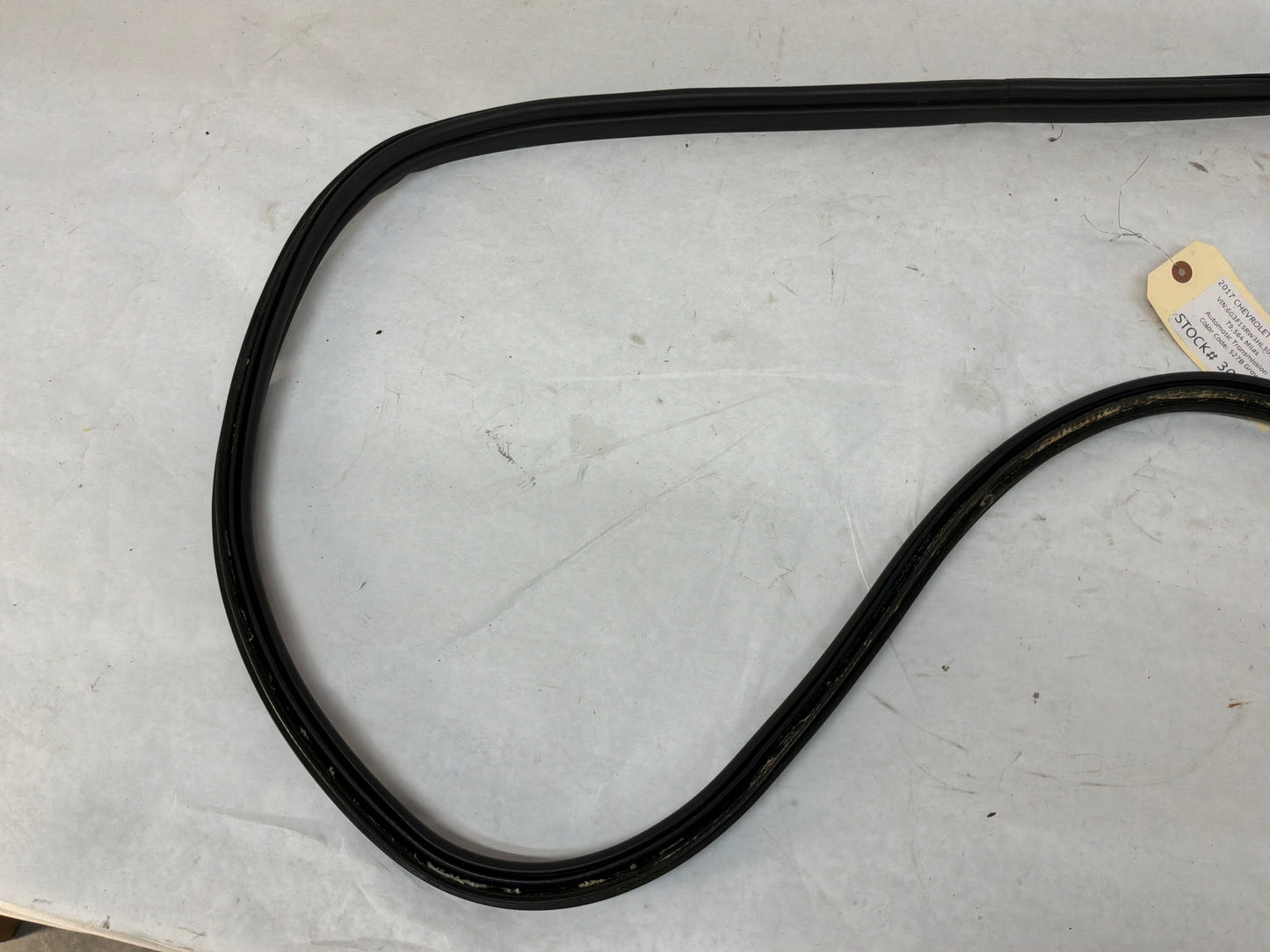 2017 Chevrolet SS Sedan Trunk Weather Strip Seal OEM