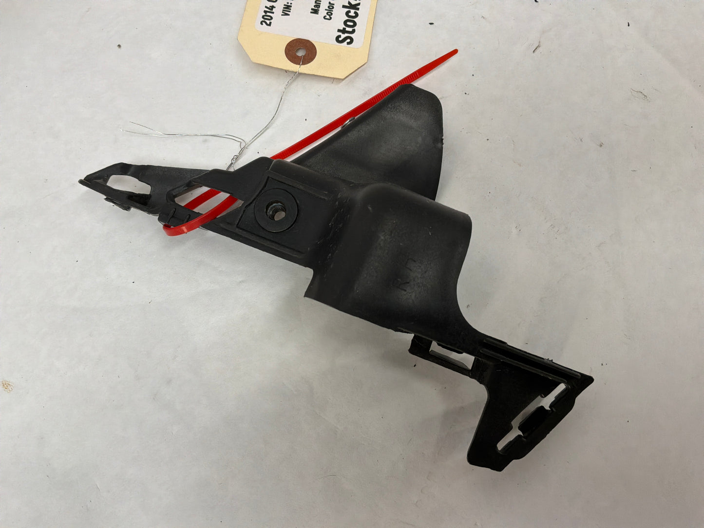 2014 Chevy Camaro SS RH & LH Front Bumper Fascia Lower Reinforce OEM