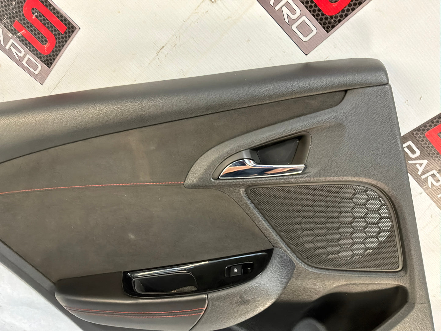 Lh rear door panel - Day's Parts Yard