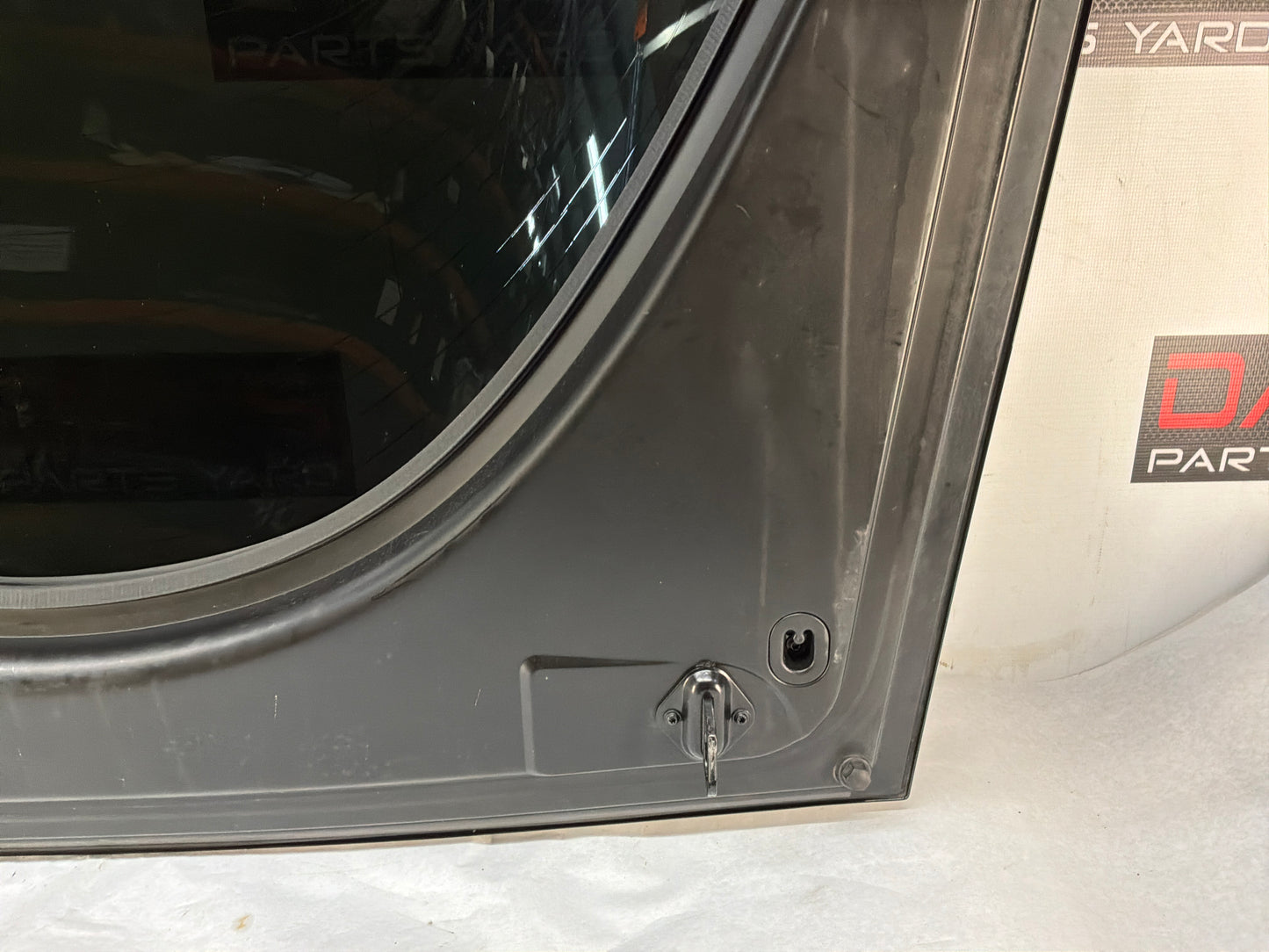 1999 Chevy C5 Corvette Rear Hatch Trunk Lid Window Cover Assembly OEM LOCAL PICK UP