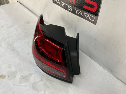 Head light - Day's Parts Yard