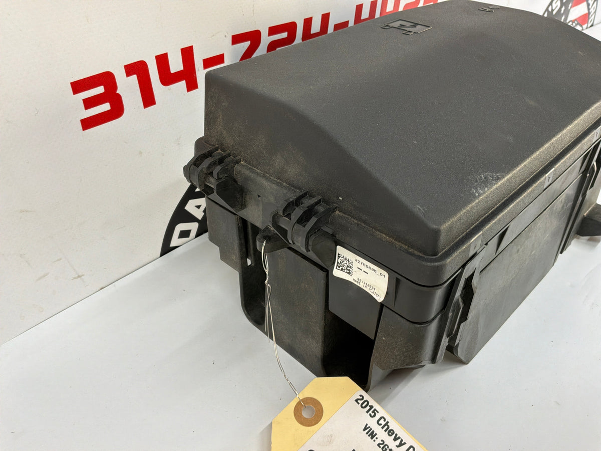 2015 Chevy Camaro SS 1LE Engine Bay Accessory Wiring Junction Fuse Relay Box Block OEM