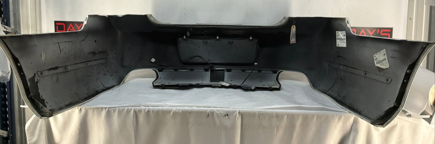 Rear bumper - Day's Parts Yard