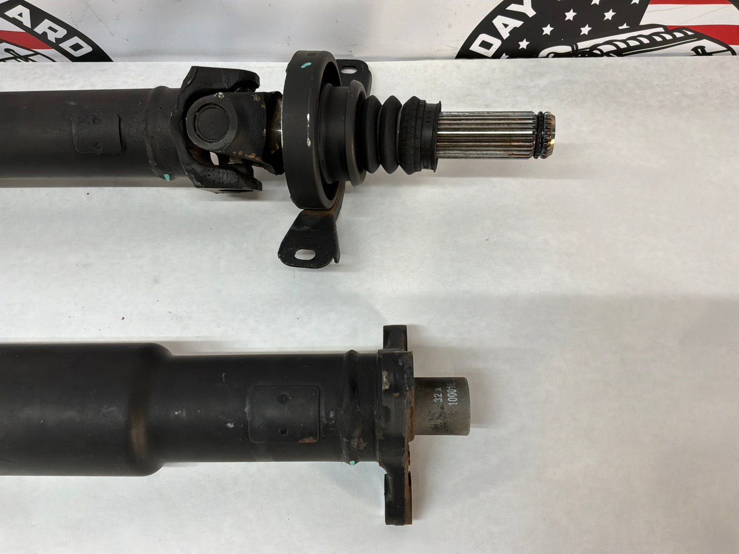 2014 Chevy SS Sedan Automatic Driveshaft Drive Shaft Propeller OEM