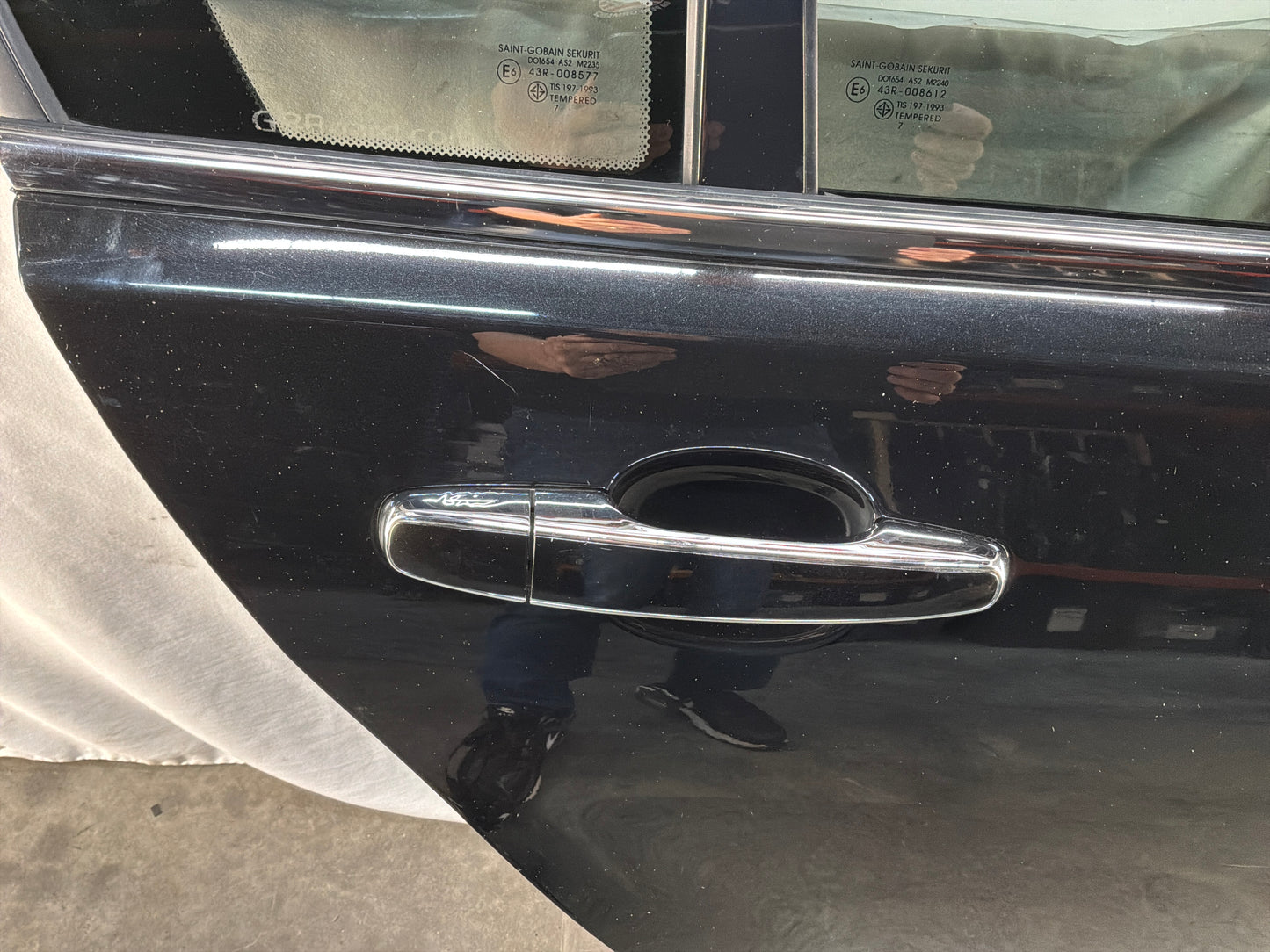 2009 Pontiac G8 GTRH Passenger Rear Exterior Door Black OEM - Day's Parts Yard