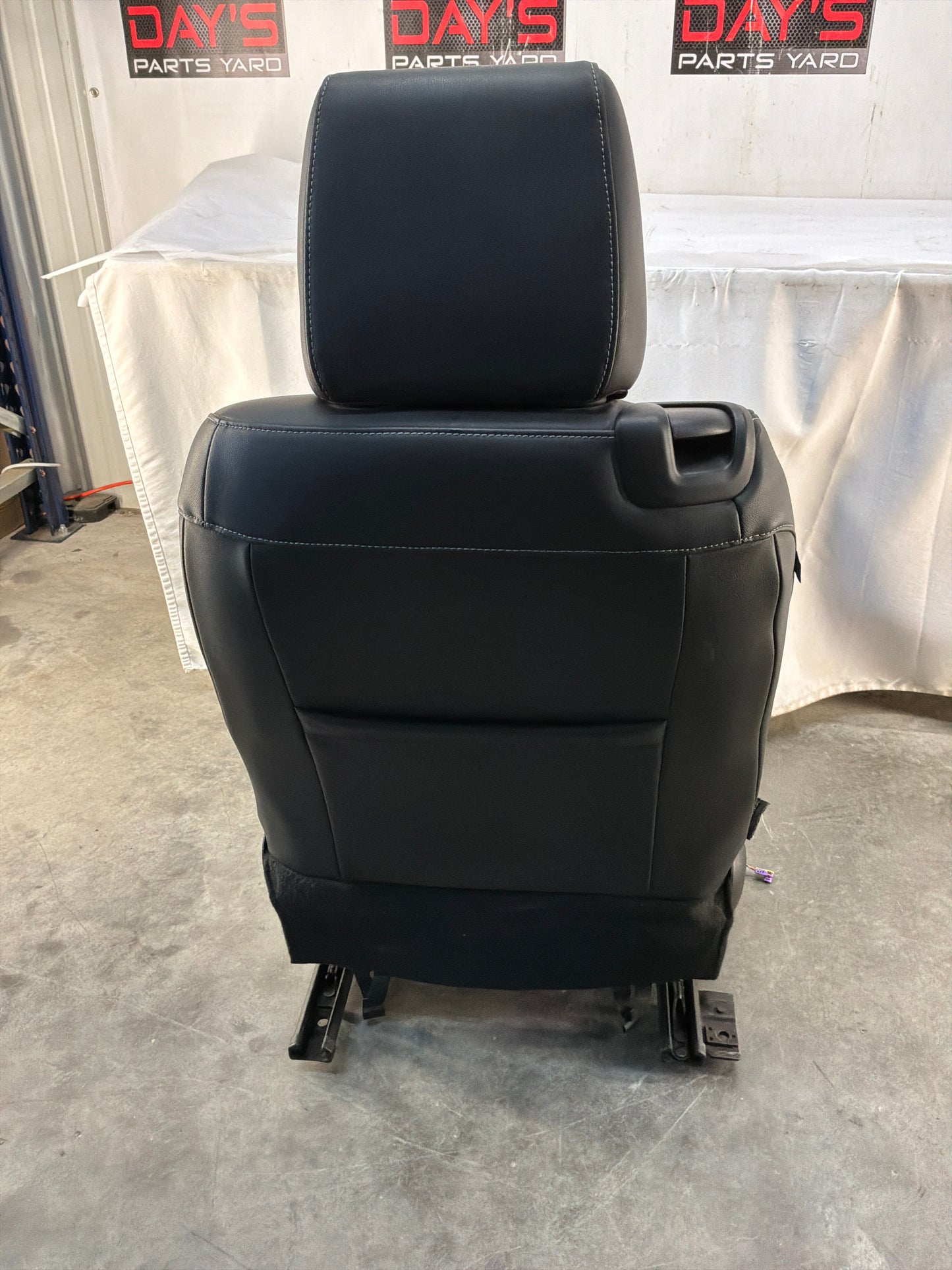 2023 Chevy Camaro SS RH Passenger Front Leather Seat OEM