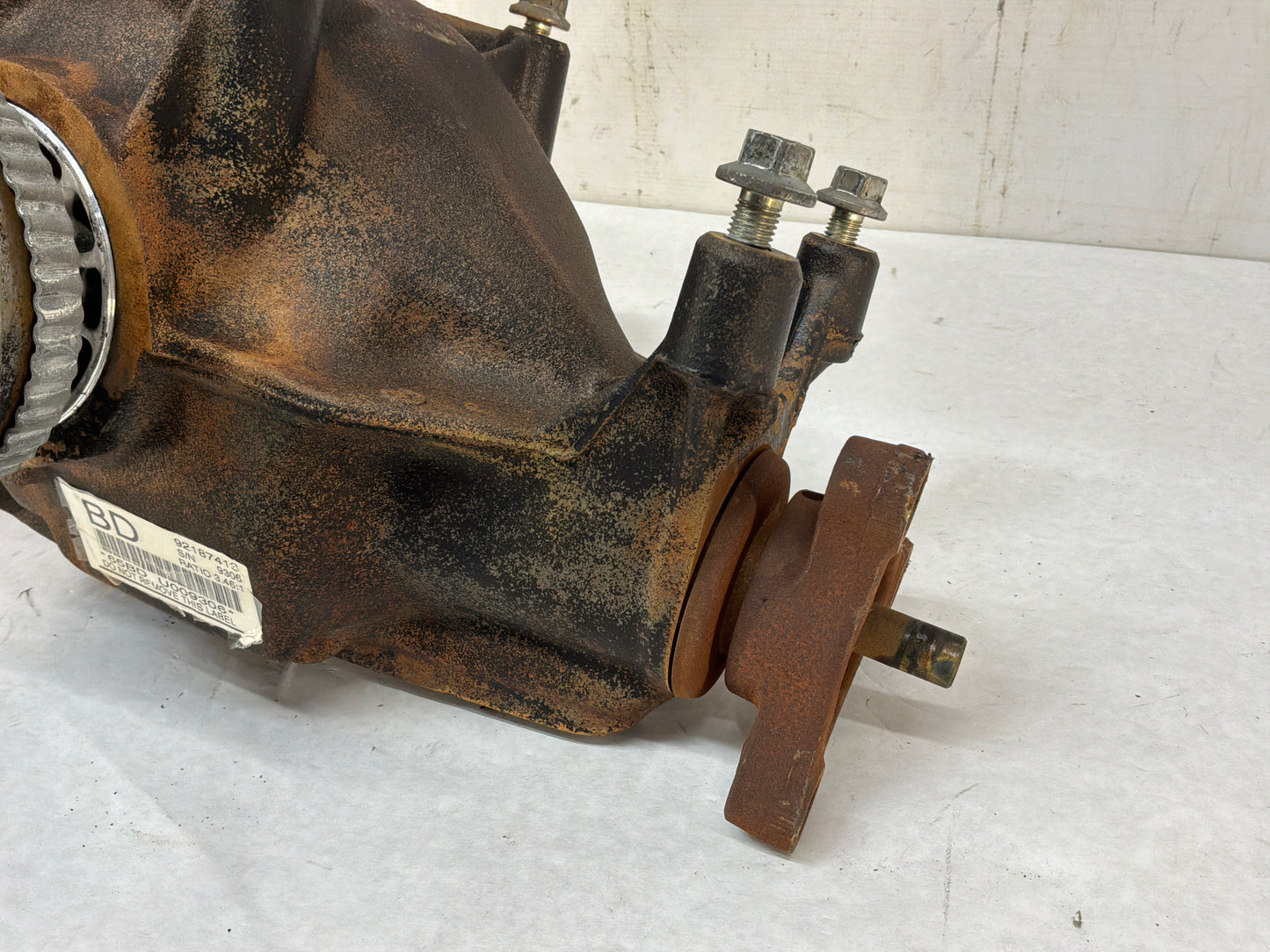 2006 Pontiac GTO Rear End Rearend Carrier Axle Differential 3.46 LSD OEM