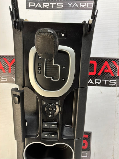 2008 Pontiac G8 GT Center console w shifter