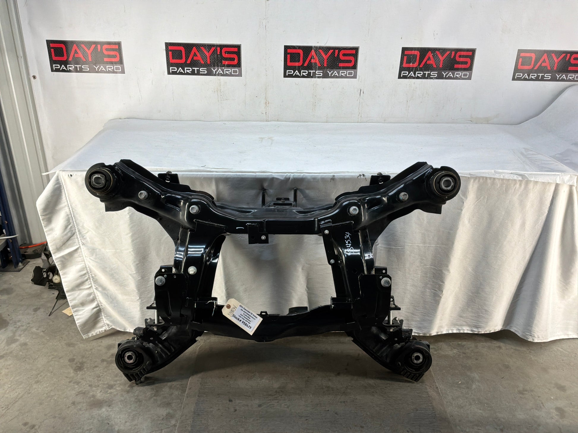 Front cradle - Day's Parts Yard