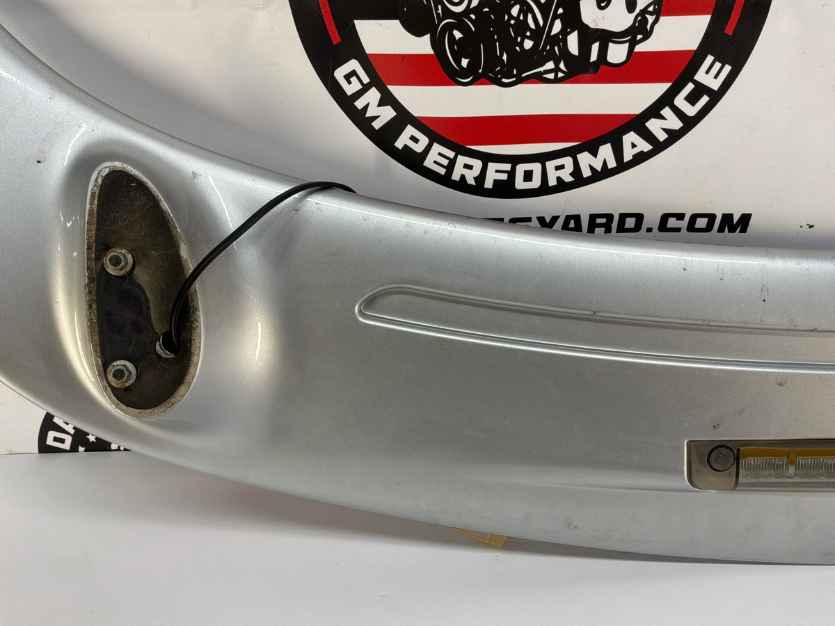 2006 Pontiac GTO Trunk Deck Lid Spoiler Wing OEM Silver