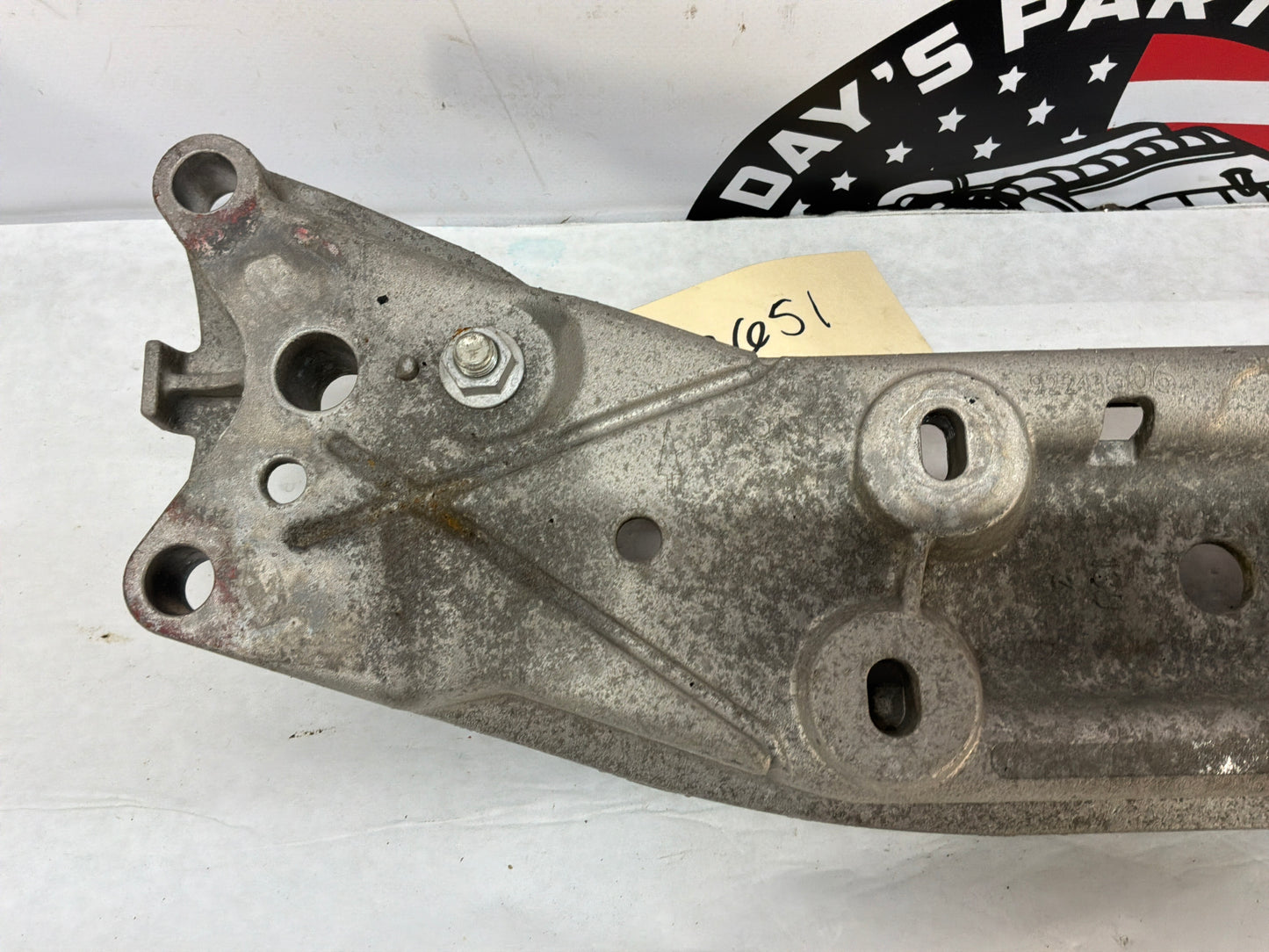 2014 Chevy SS Sedan Automatic Transmission Crossmember Bracket