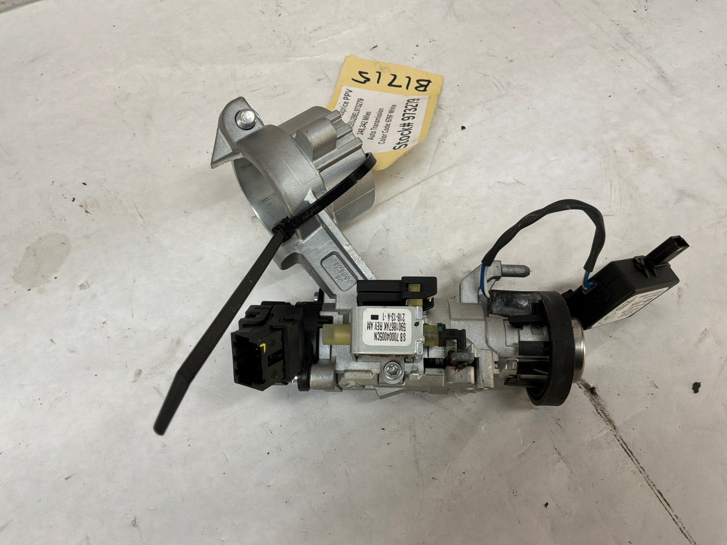 2014 Chevy Caprice PPV Ignition Switch Lock Housing Assembly w/ Key OEM