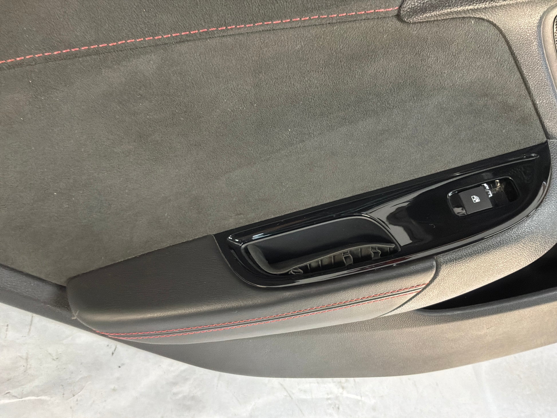 Lh rear door panel - Day's Parts Yard