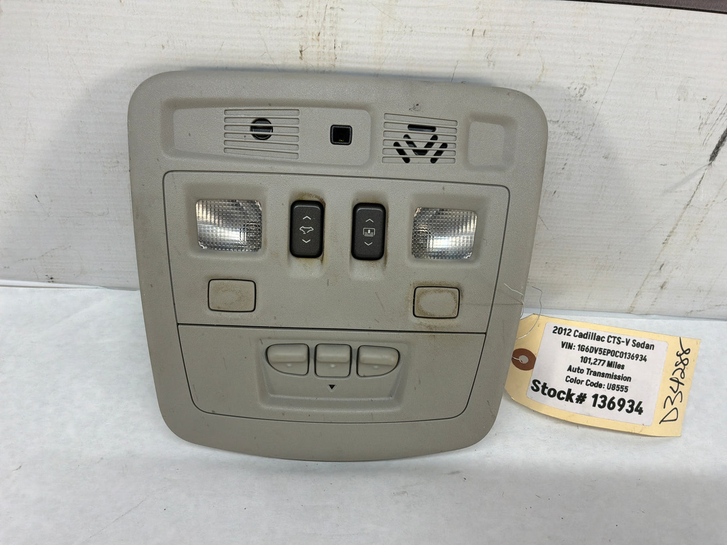 Front overhead light - Day's Parts Yard
